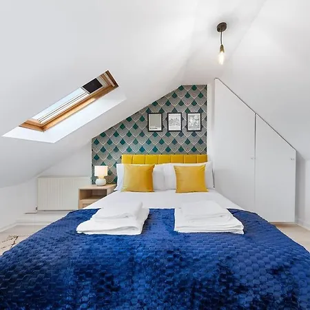 The Holloway Suite- Longterm Stays 15% Off Sleeps4